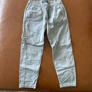 Abercrombie drawstring gray striped dress pants. Stretch material. Size XS.